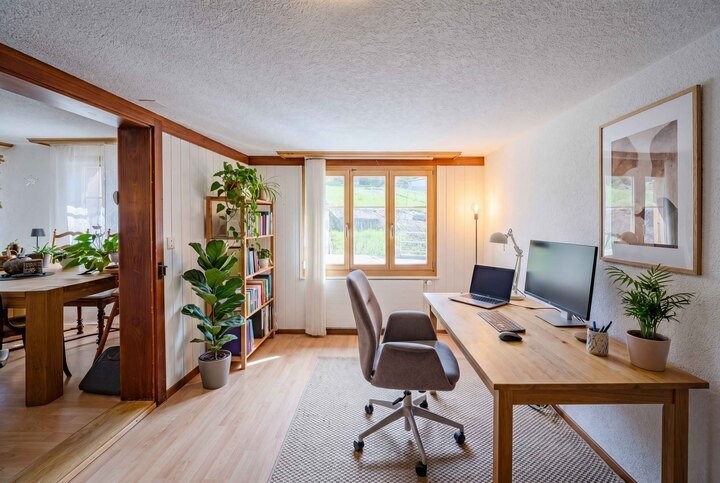 8 rooms single house