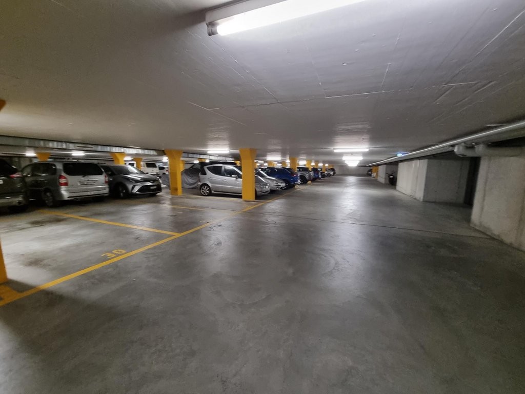 Place de parc souterrain