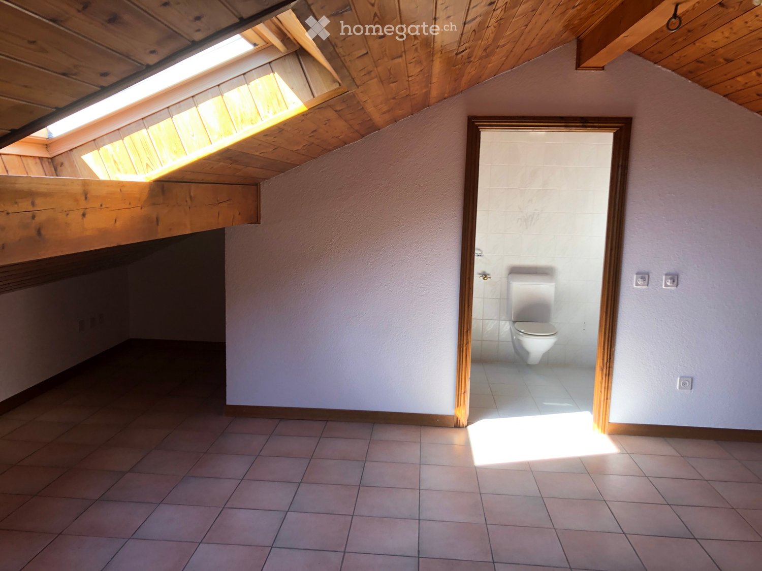 6 rooms apartment