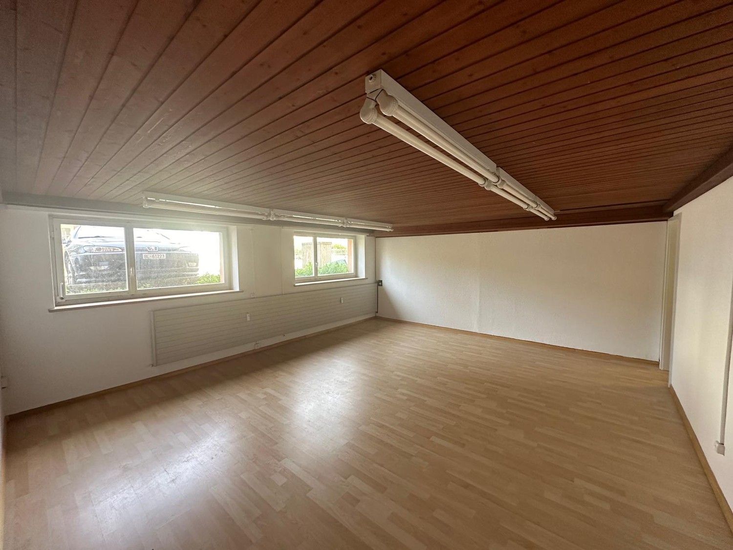 40m² commercial
