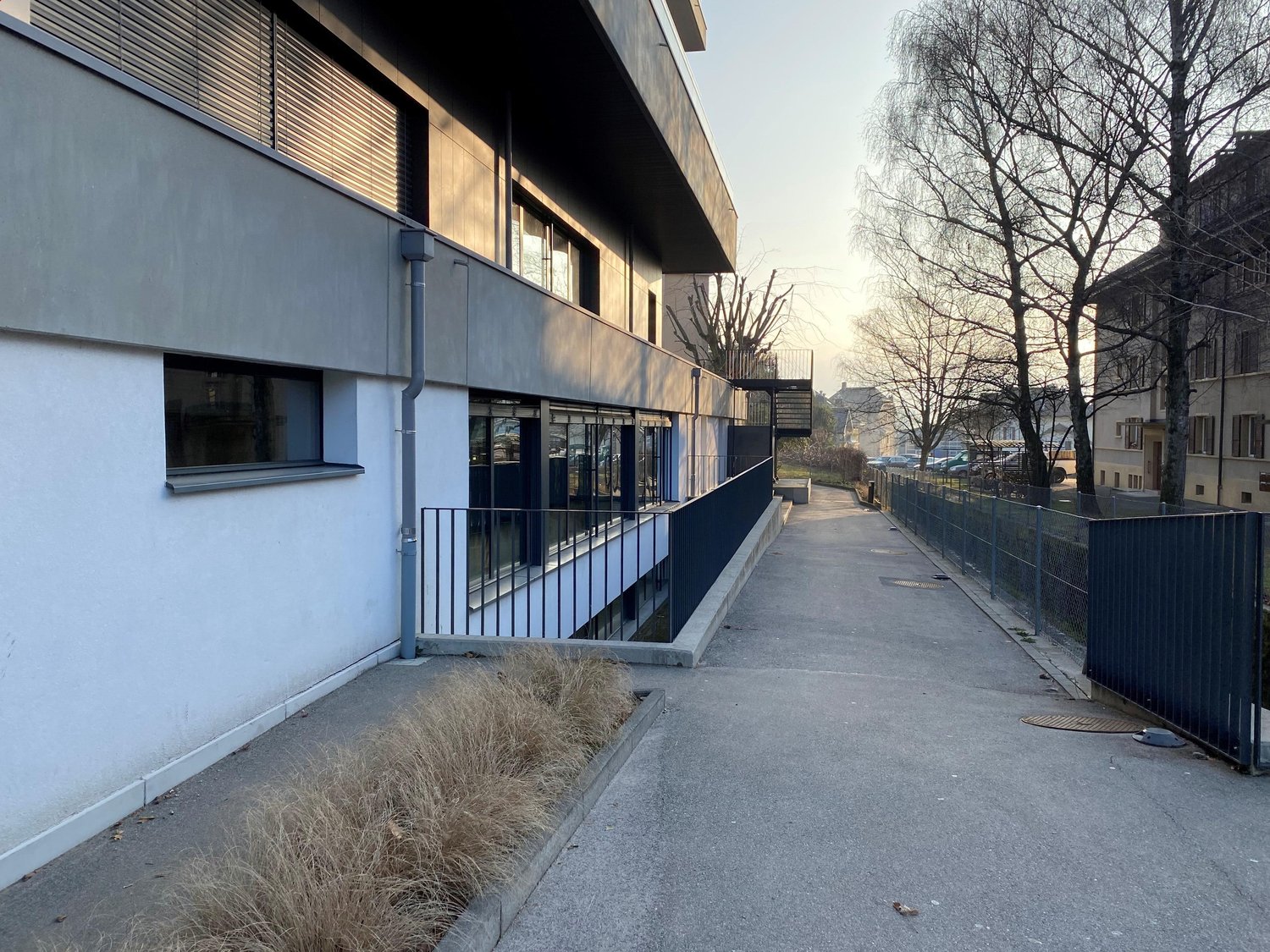 184m² commercial