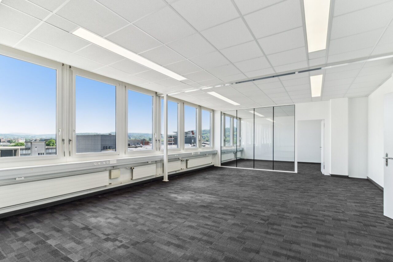 819m² bureau