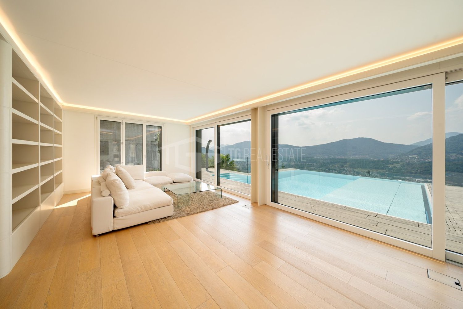 6 ½ rooms apartment