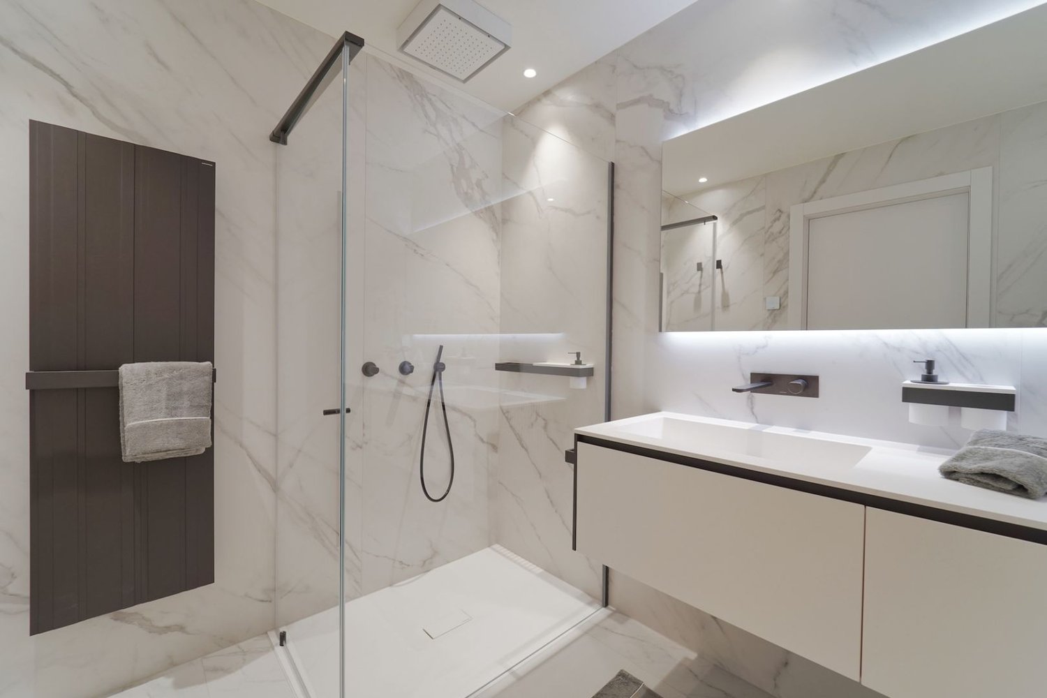2 ½ rooms furnished flat