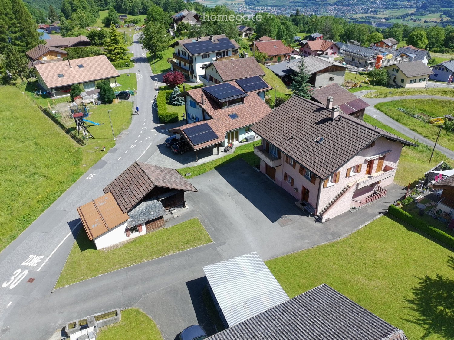 8 rooms single house