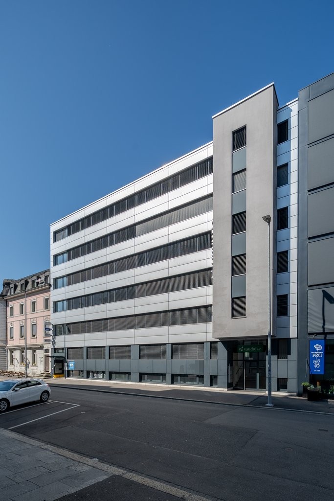 78m² commercial