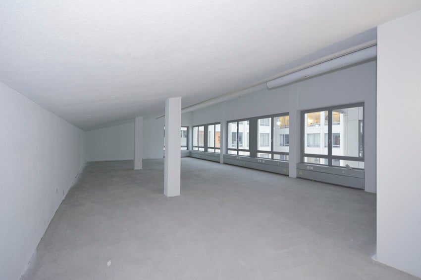 175m² office