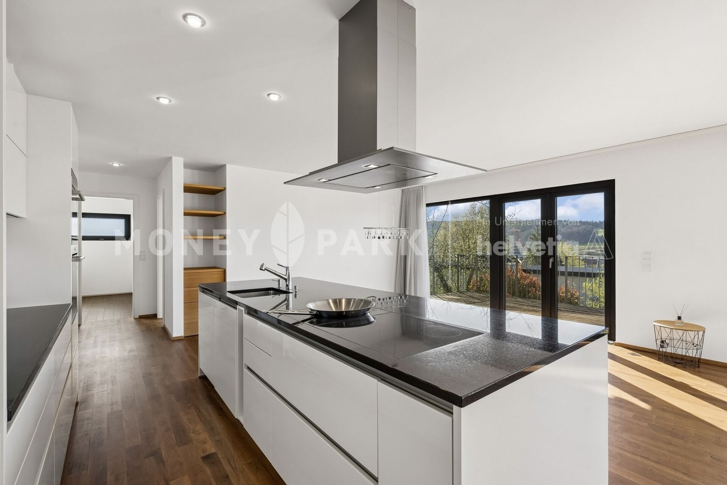 9 ½ rooms multi family house