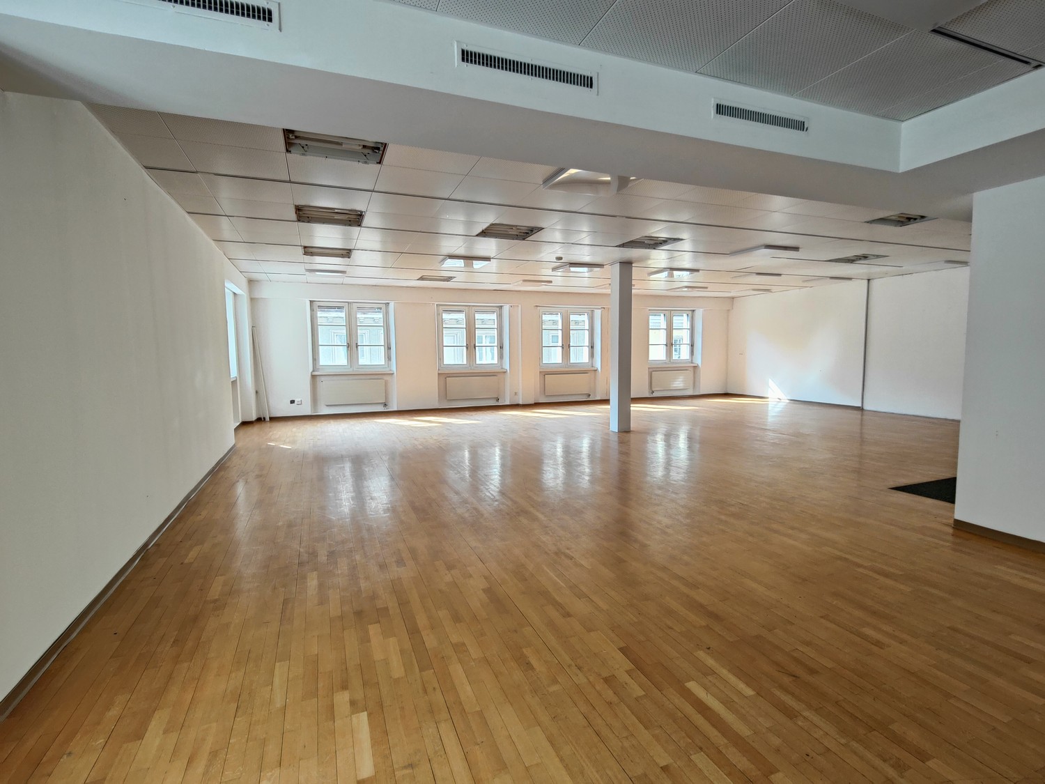 129m² ufficio
