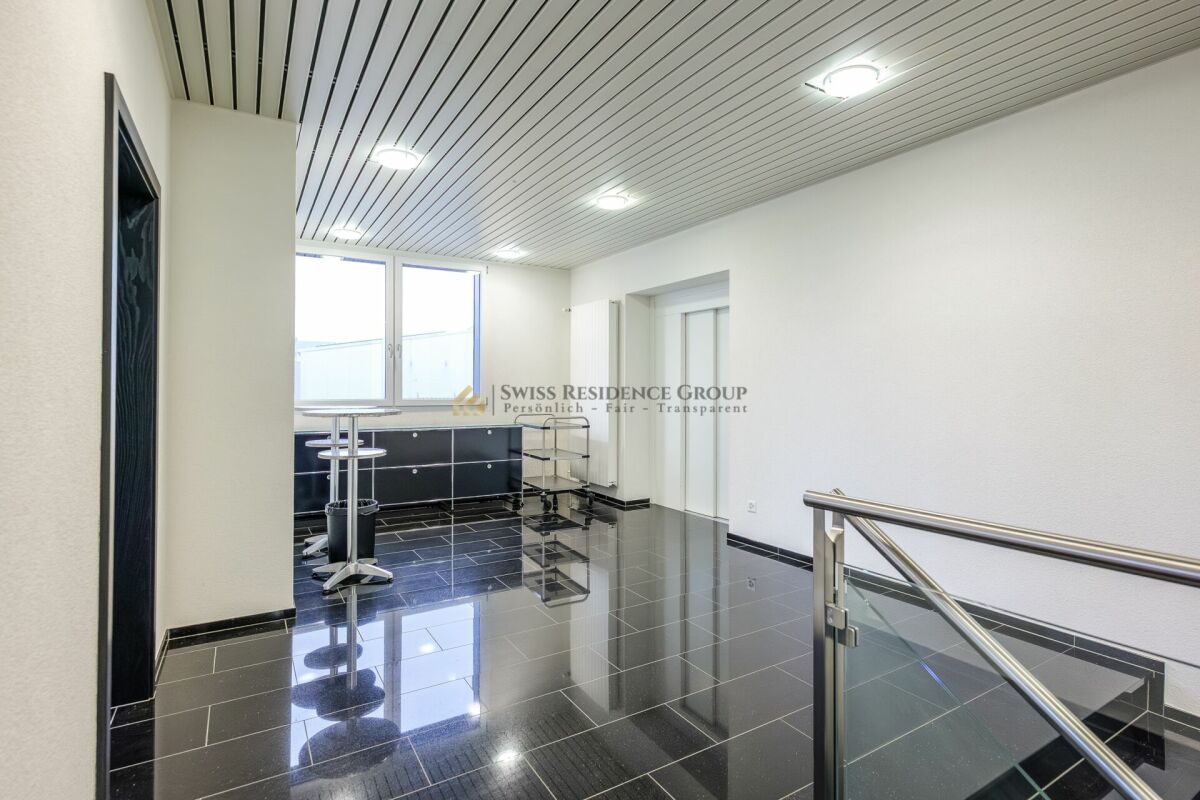 243m² commerciale