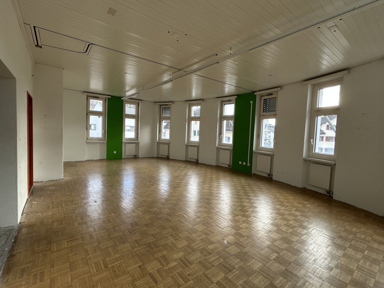 100-500m² ufficio