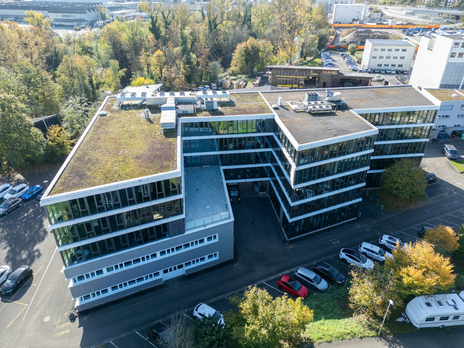 192m² office