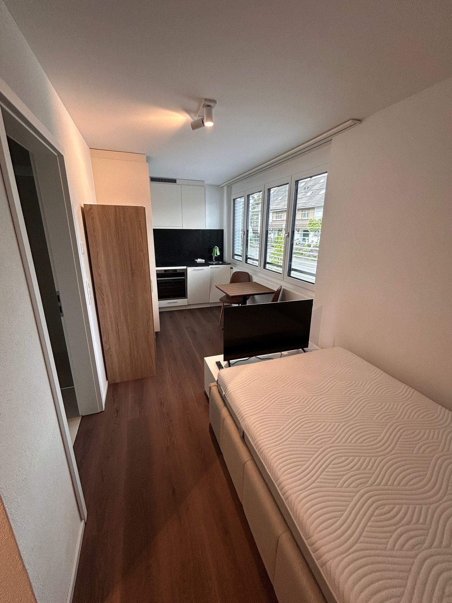 1 room furnished flat