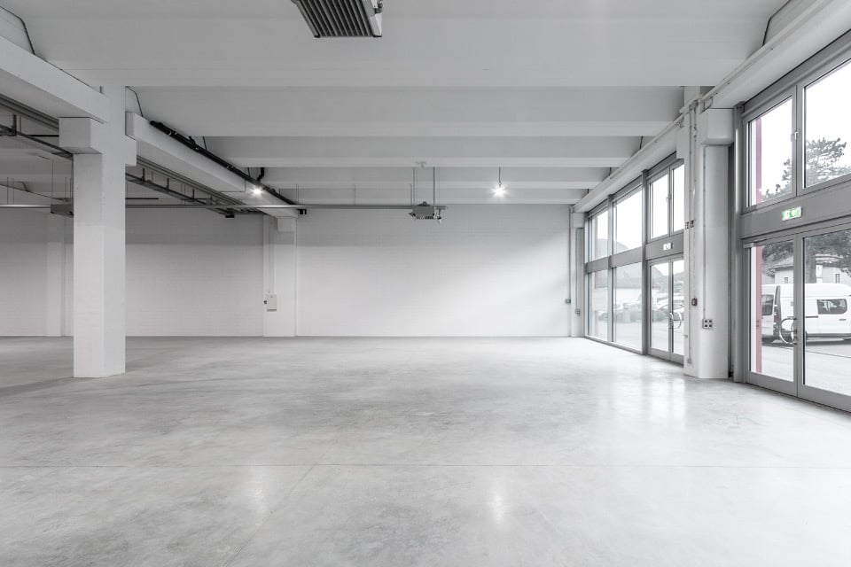 676m² department store