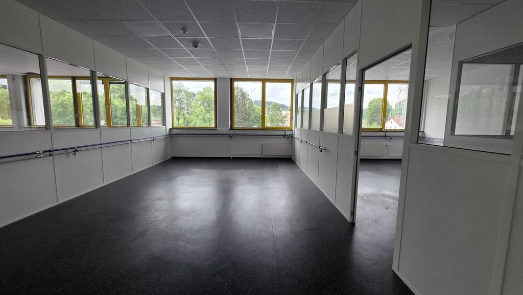 705m² commerciale
