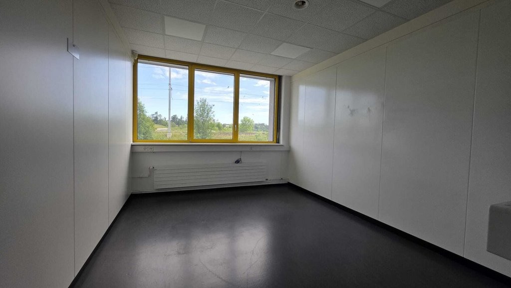 705m² commerciale