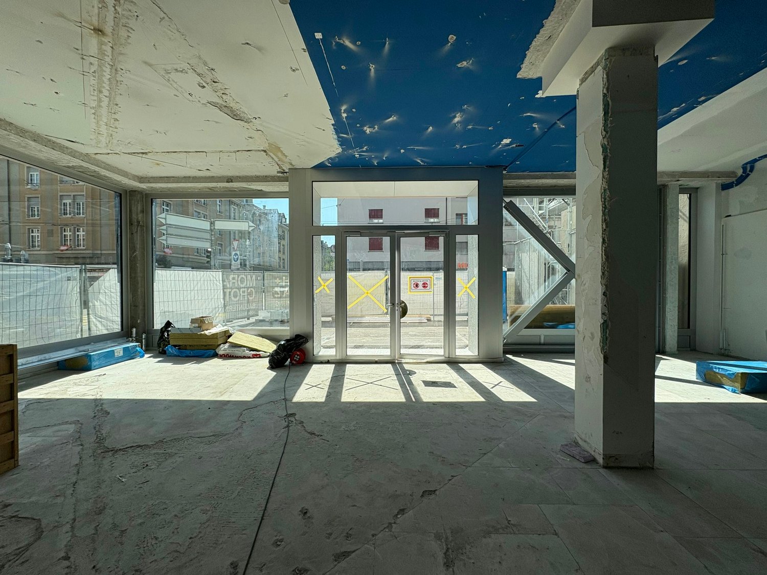204m² commercial