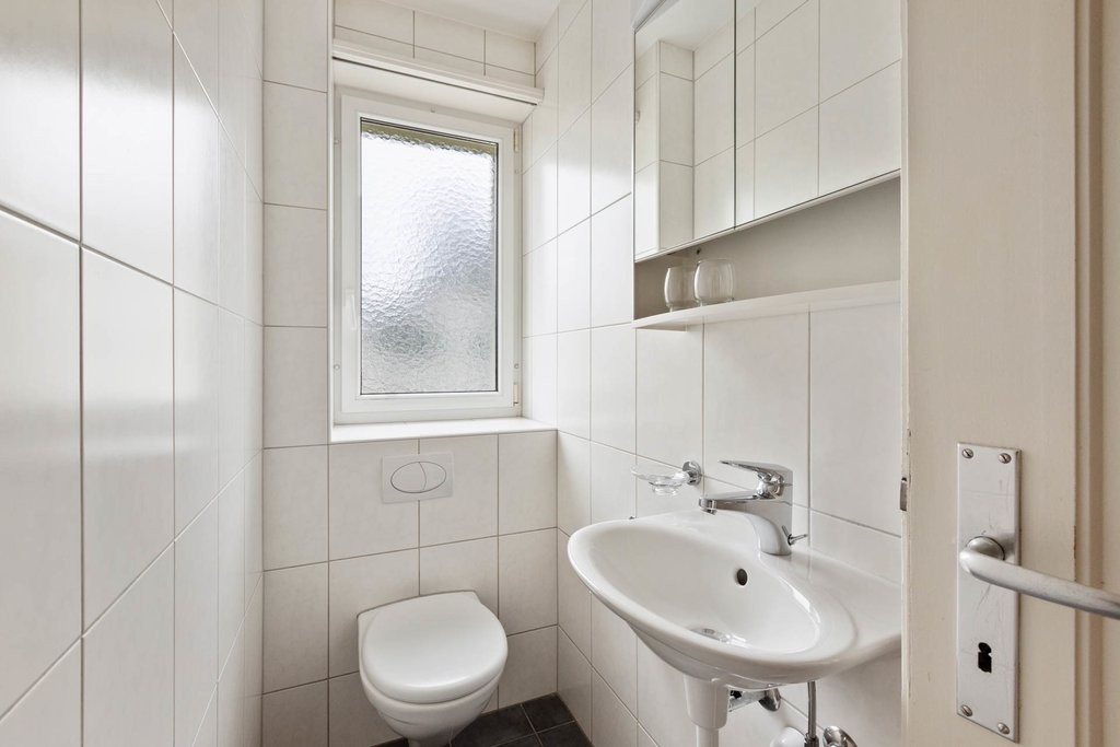 5 rooms apartment