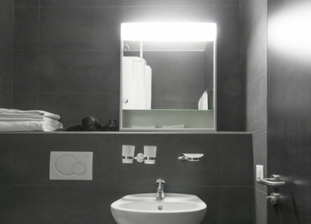 2 Zimmer möblierte Wohnung