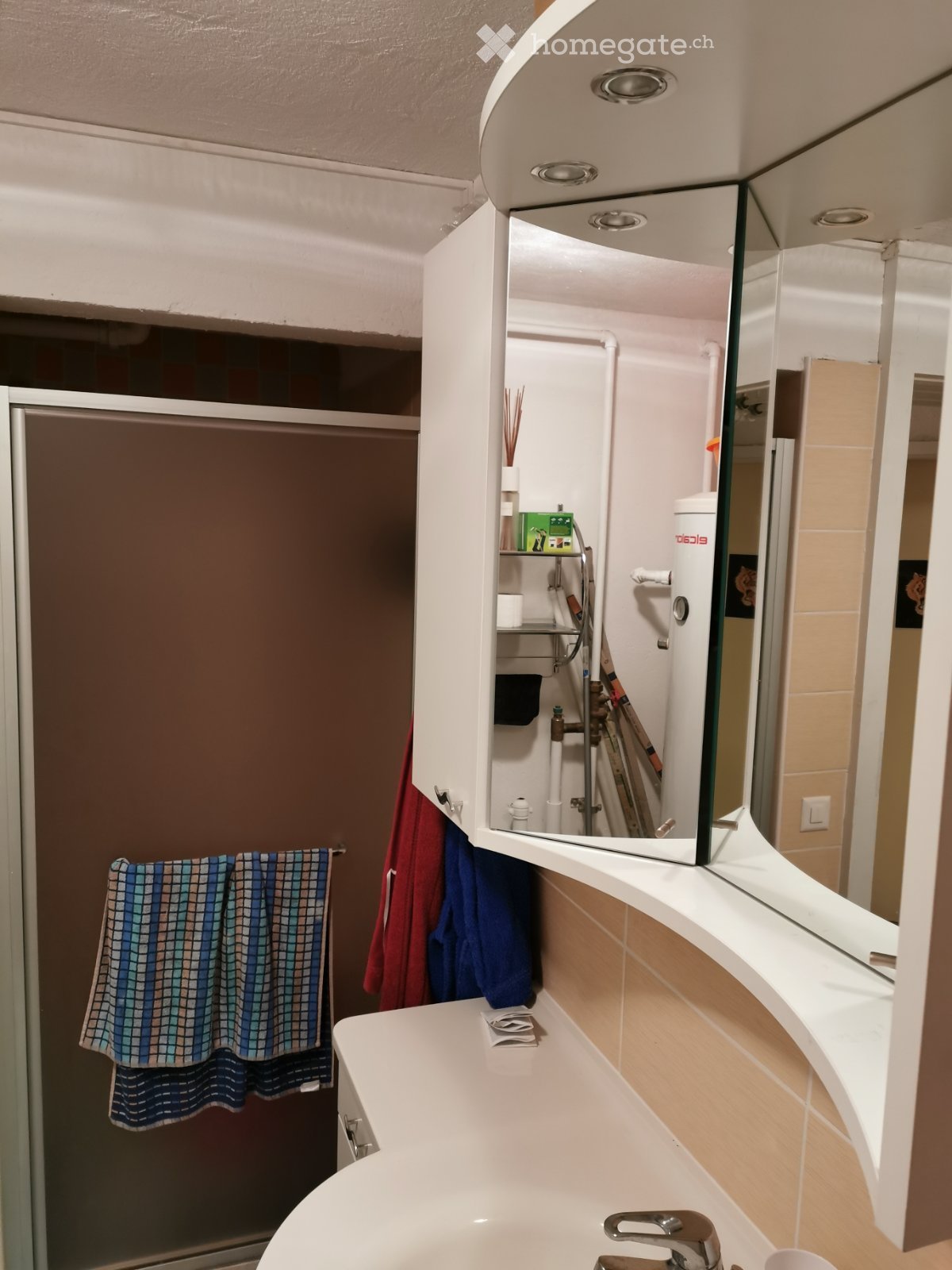 1 room single room