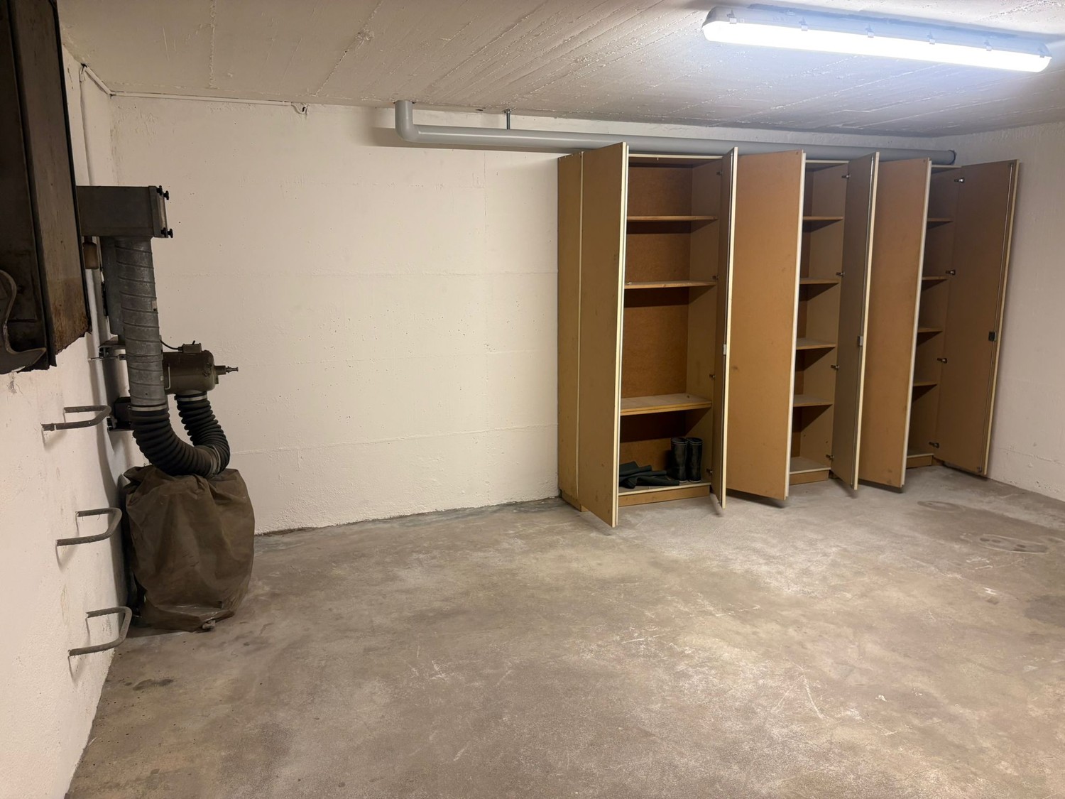99-99m² commerciale