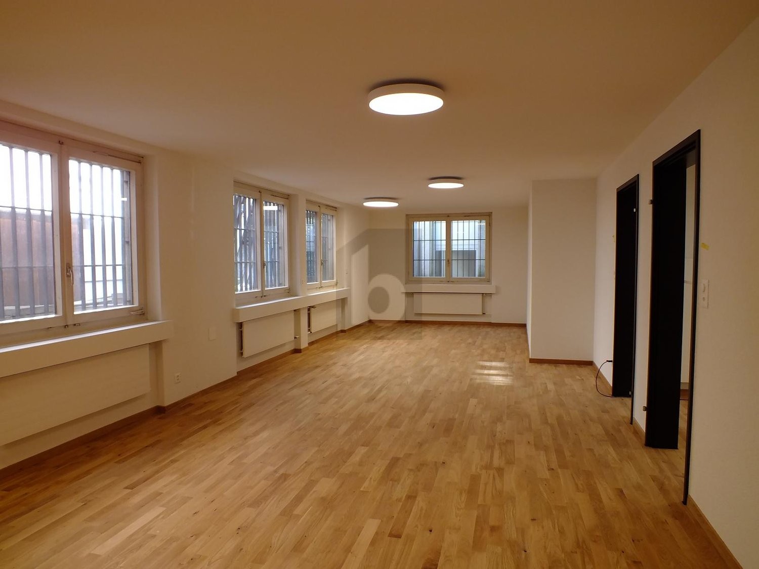 maison de rapport de 15 pièces