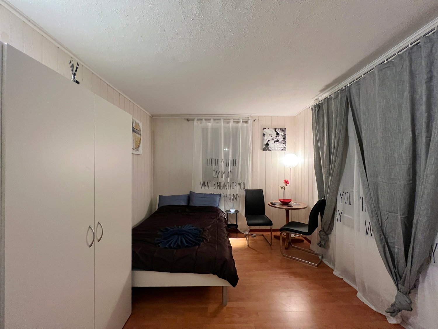 1-Zimmer-möbliertes Apartment