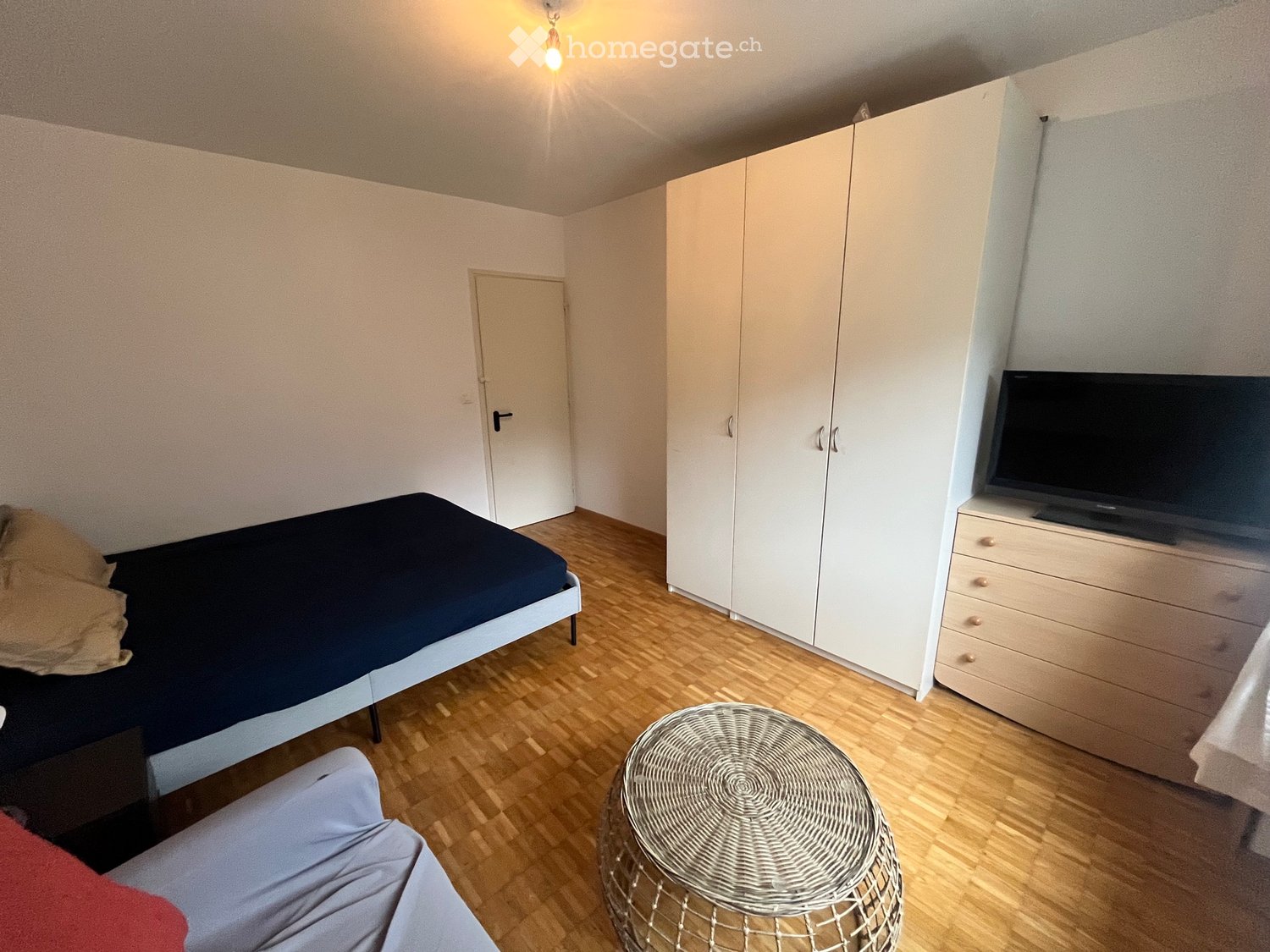 1 room single room