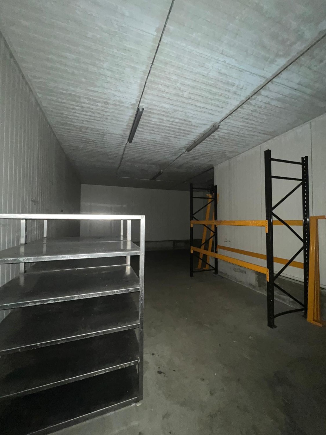 450m² commercial