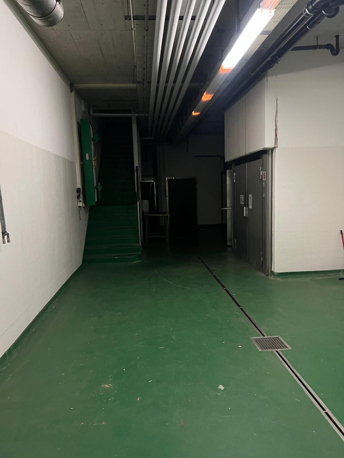 450m² commercial