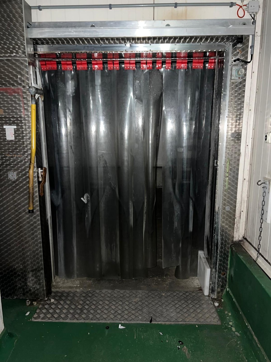 450m² commercial
