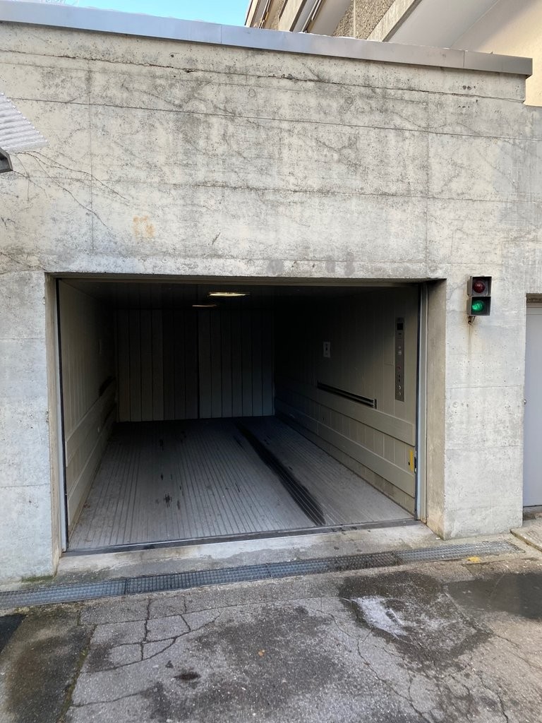 Place de parc souterrain