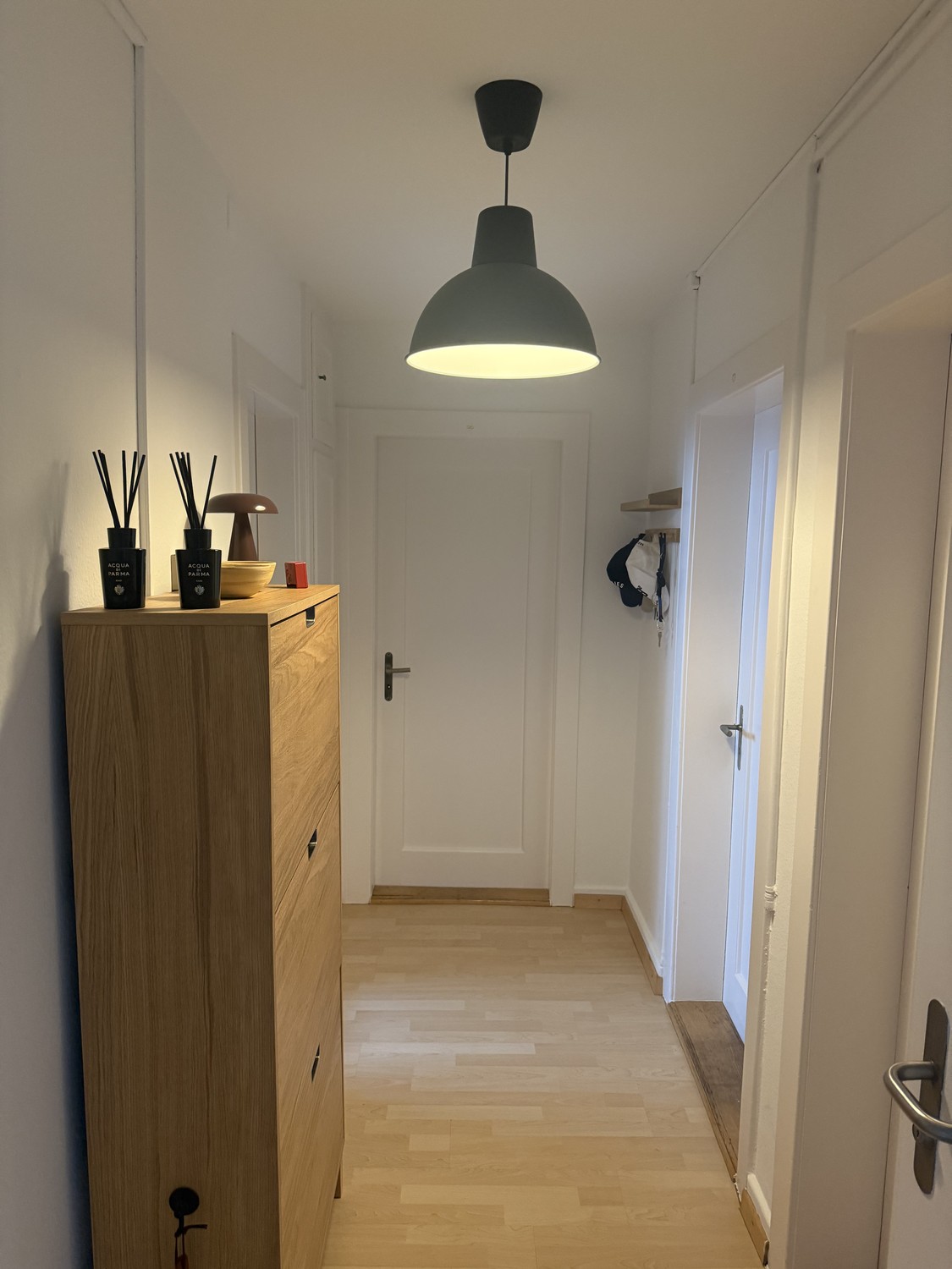 5 rooms apartment
