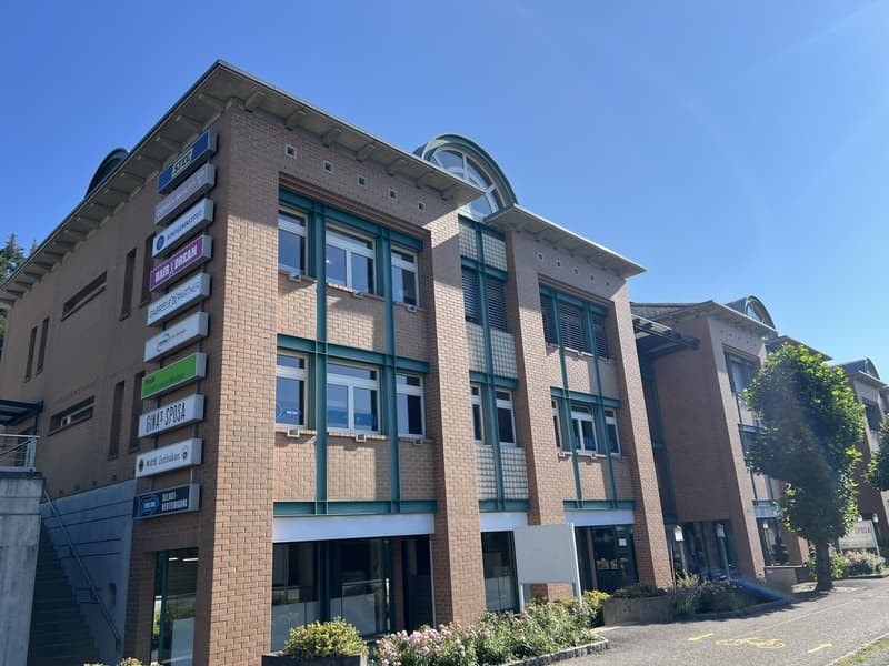 162m² commerciale