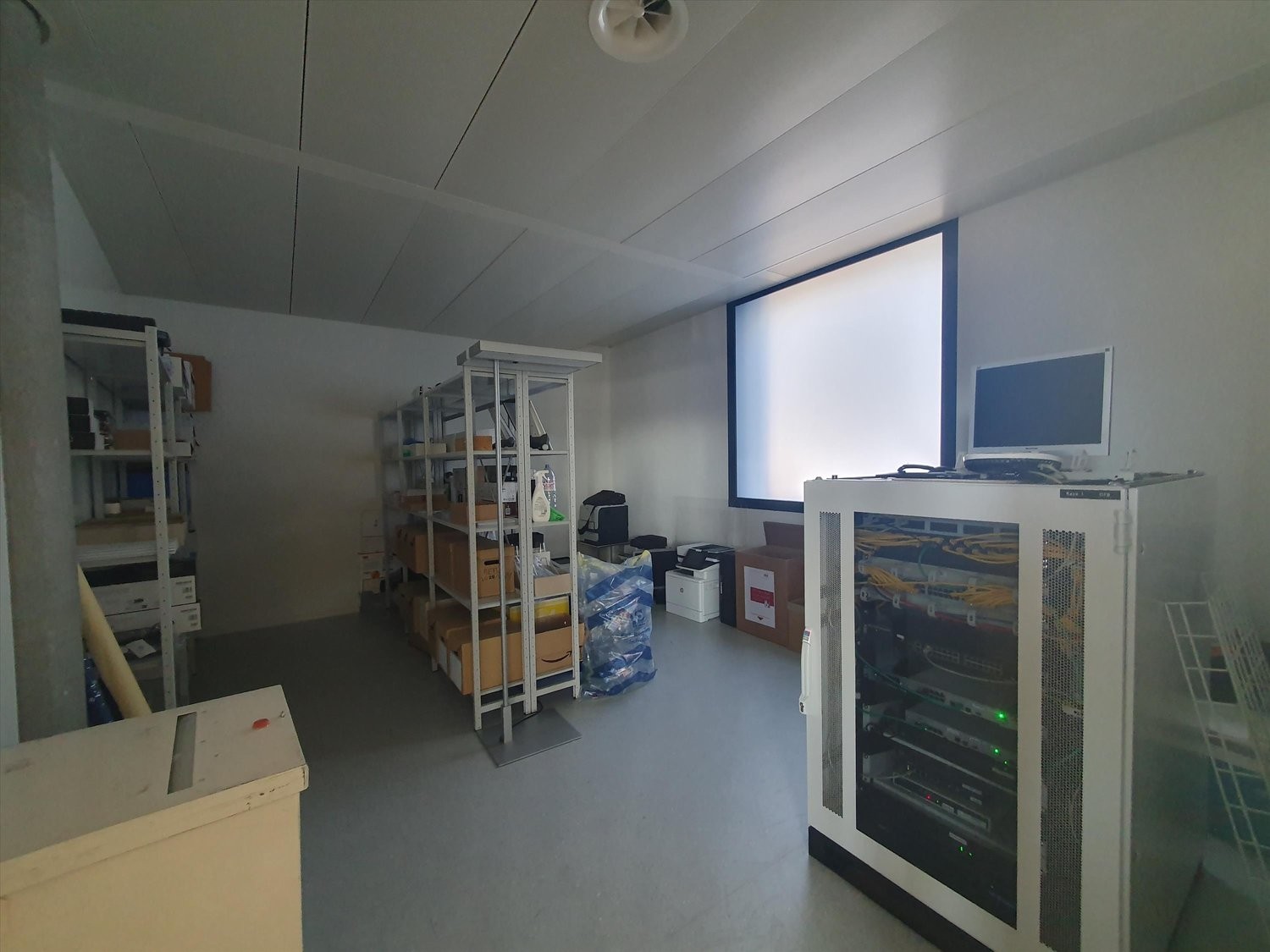 194m² office