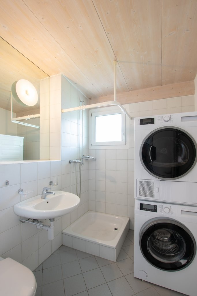 5 rooms apartment