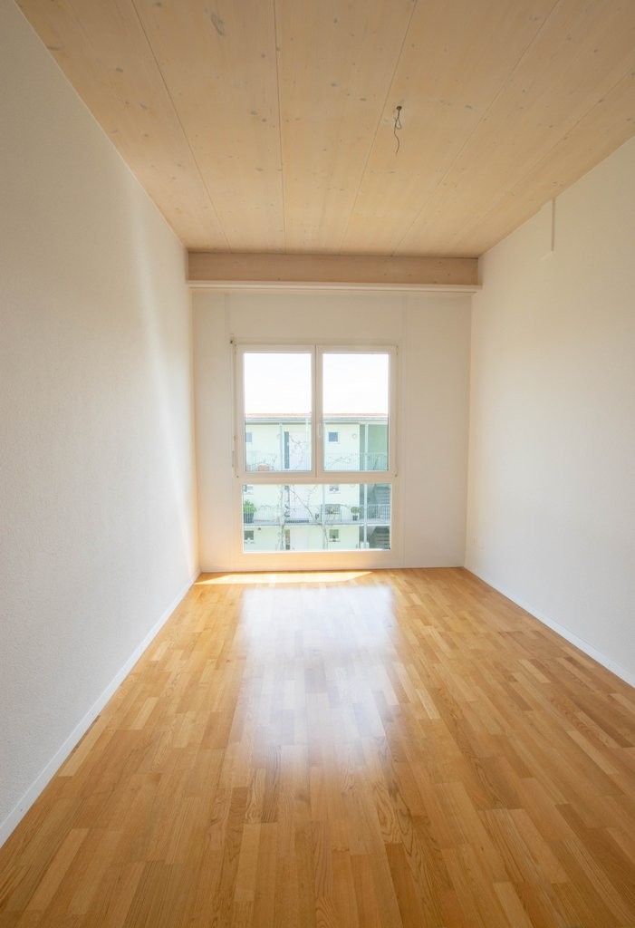 5 rooms apartment