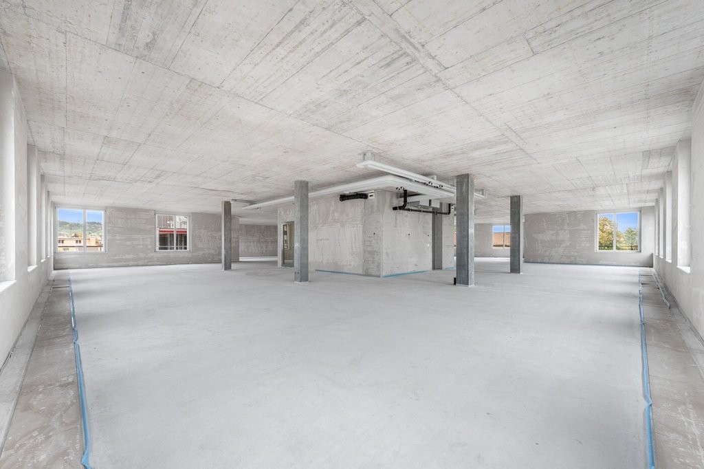 181m² office