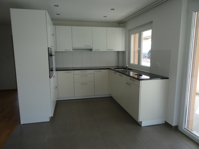 10 rooms single house