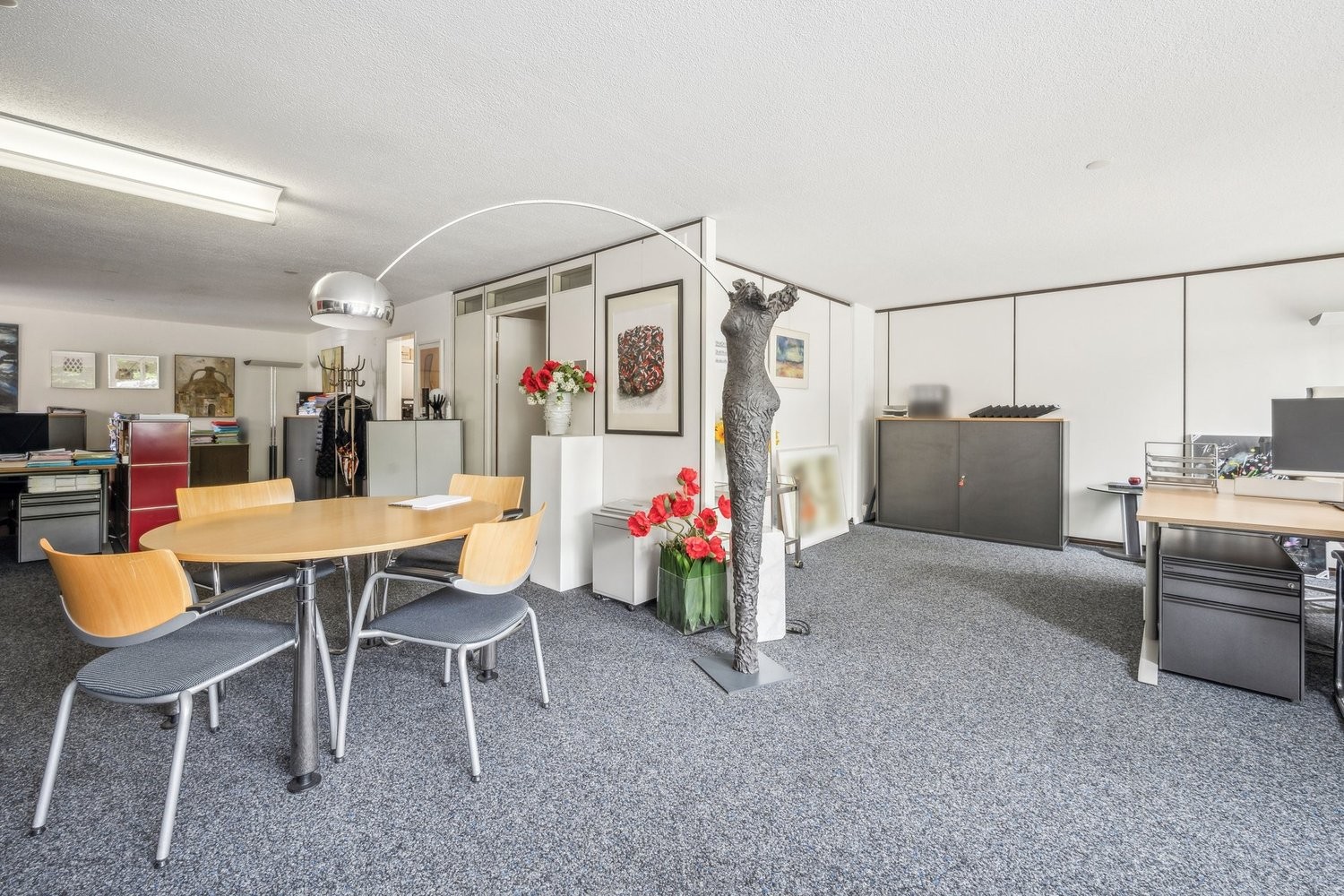 109m² office