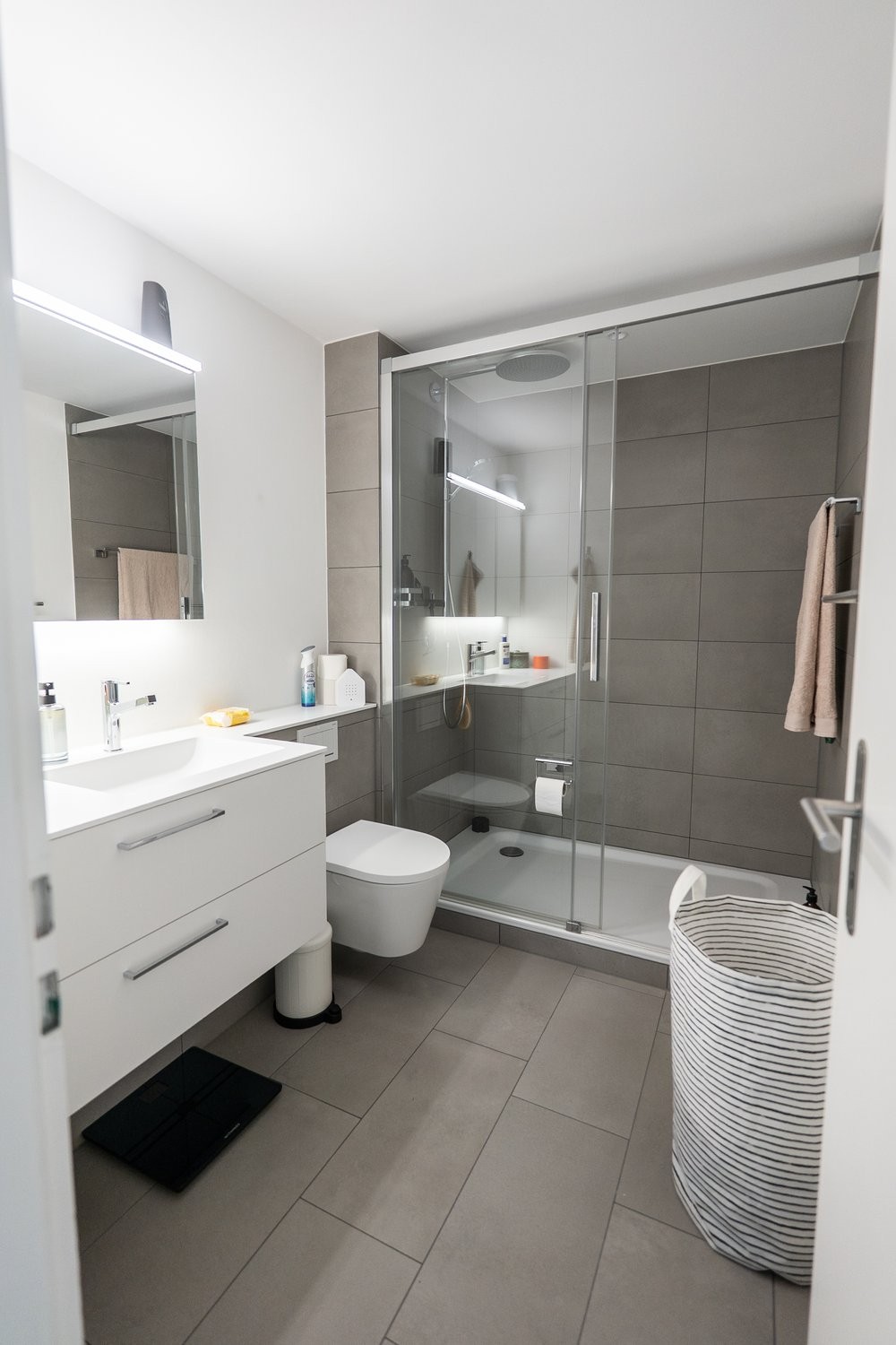 2 rooms furnished flat