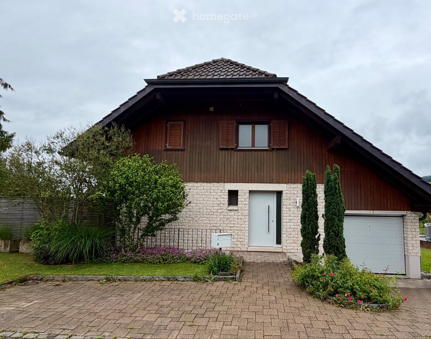 4 rooms single house