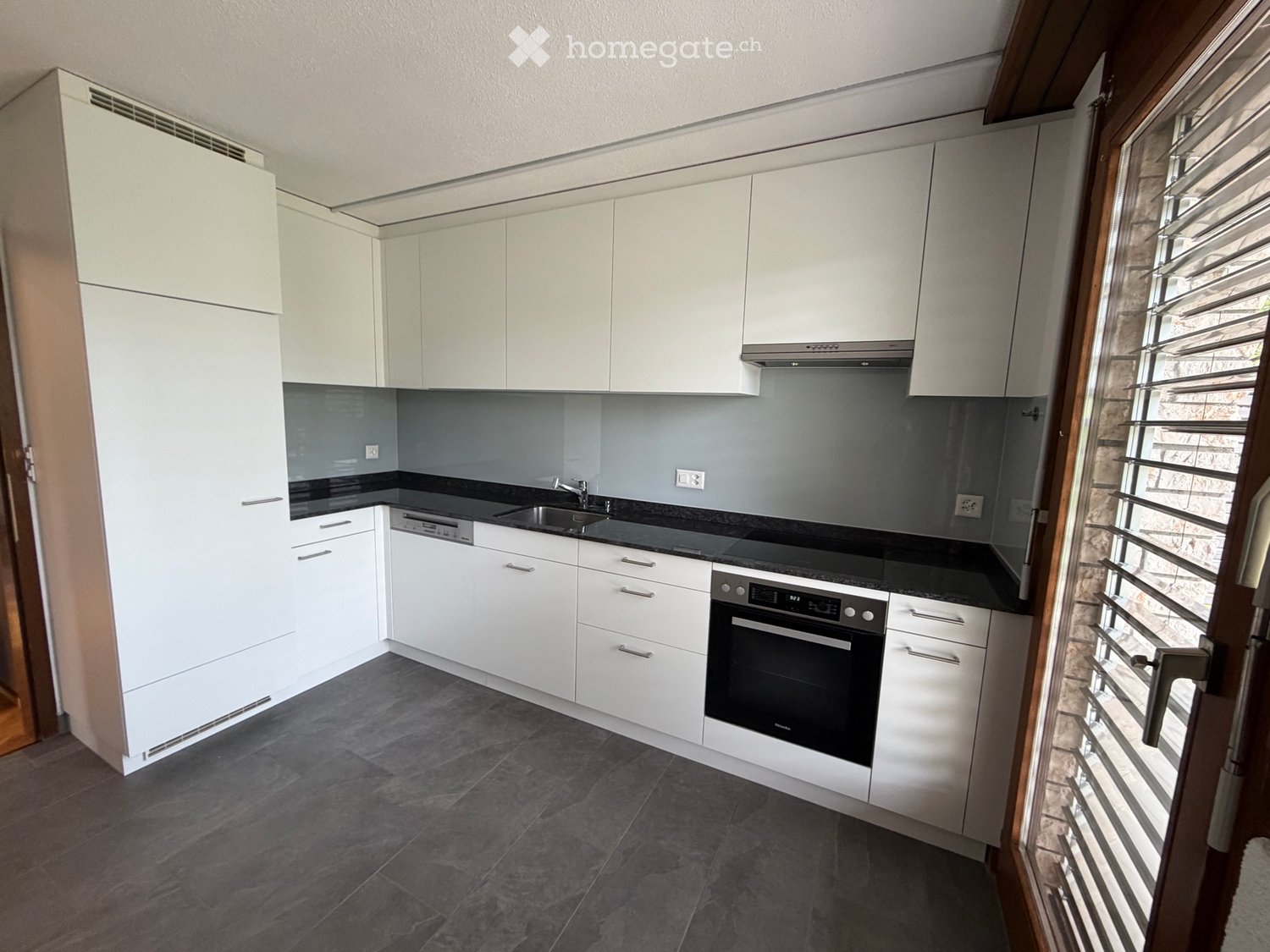 4 rooms single house