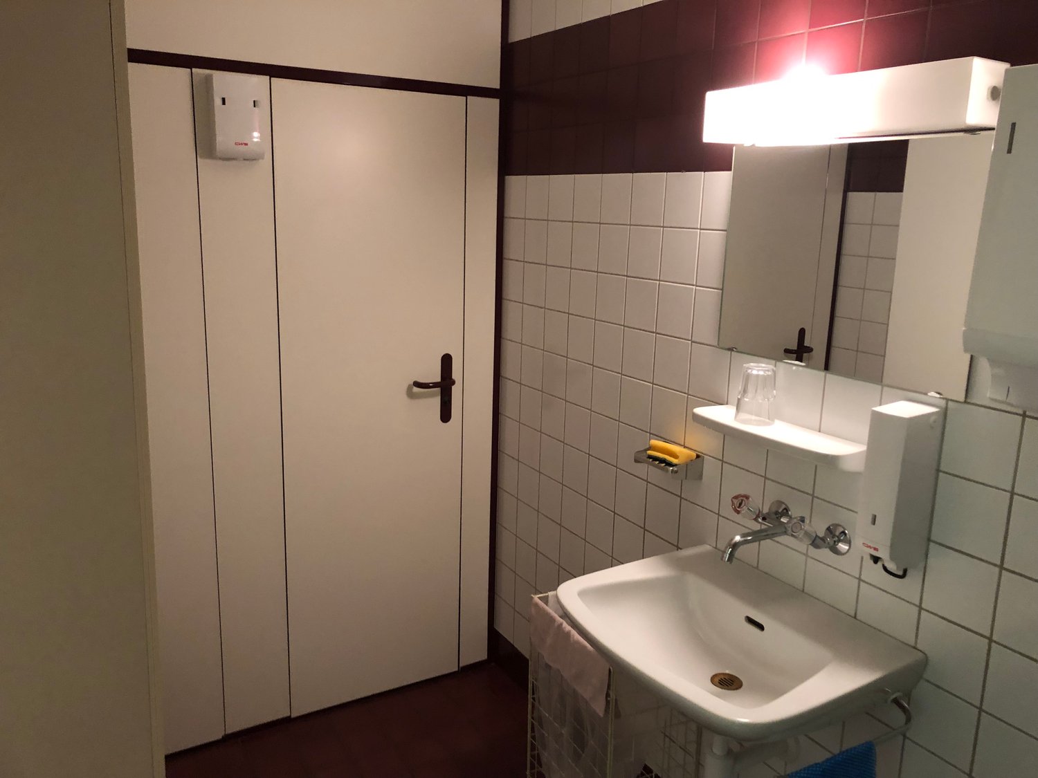 220m² office