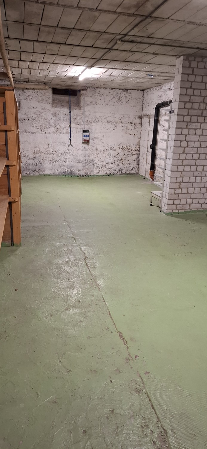 60-60m² commerciale