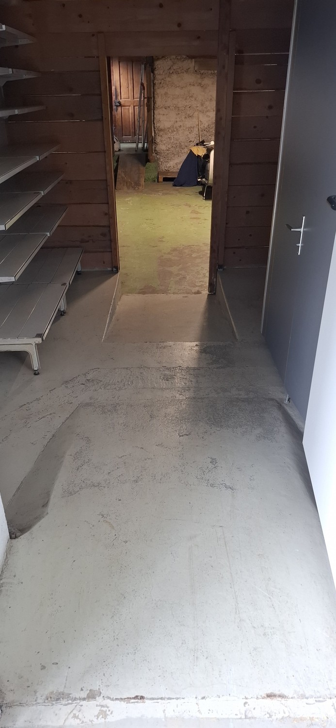 60-60m² commerciale