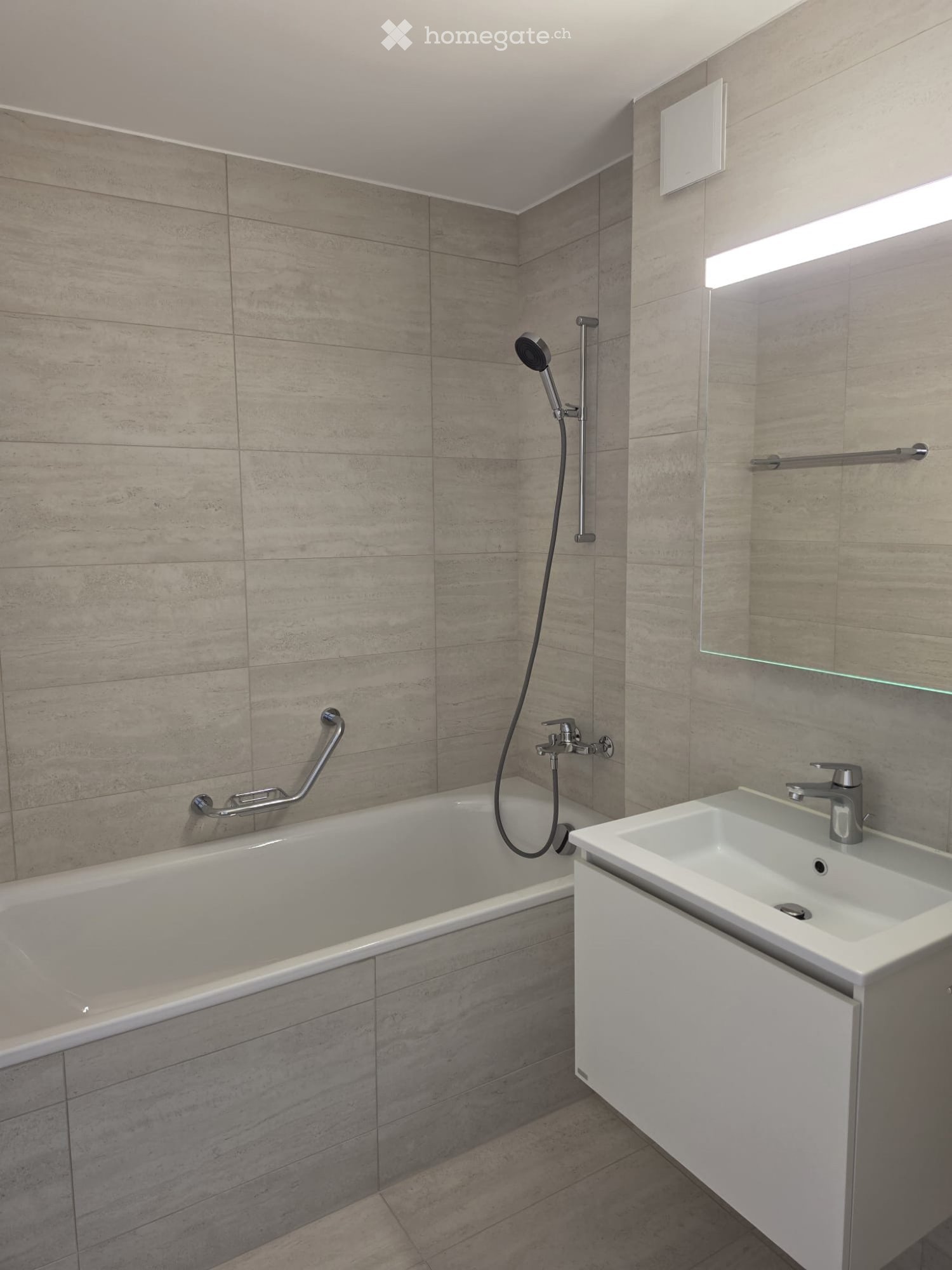 3 rooms apartment