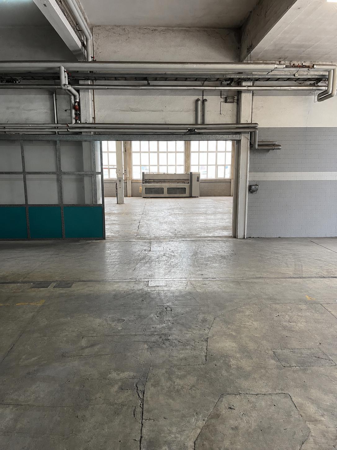 760m² commercial