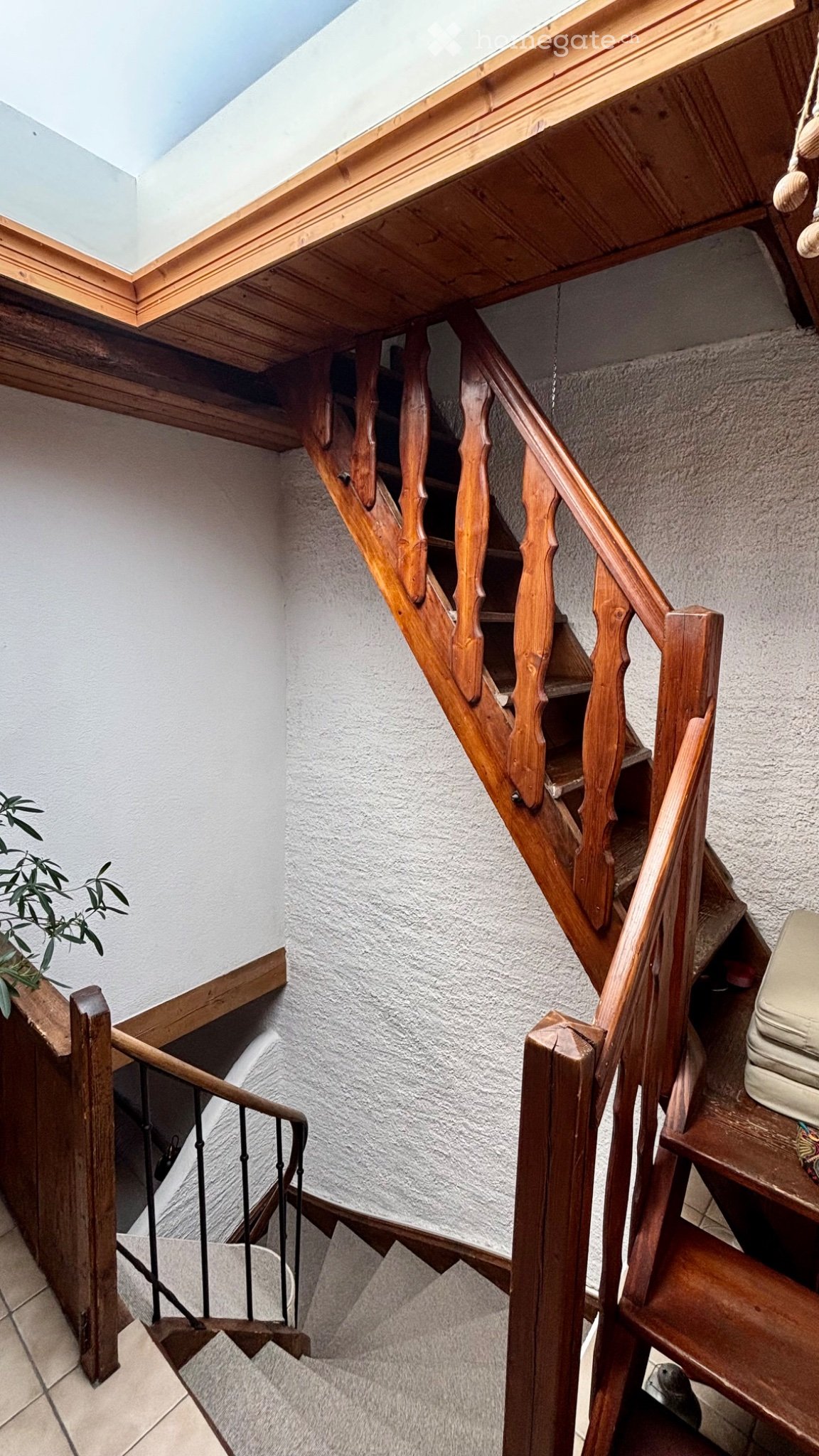 5 rooms apartment