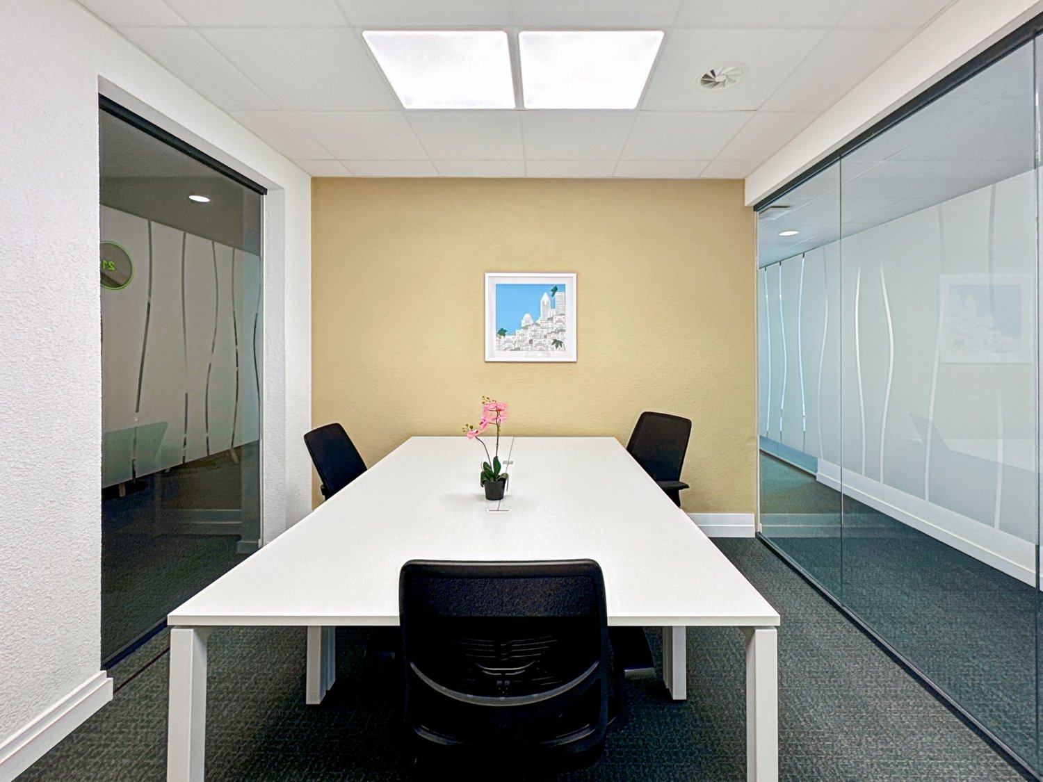 10m² office